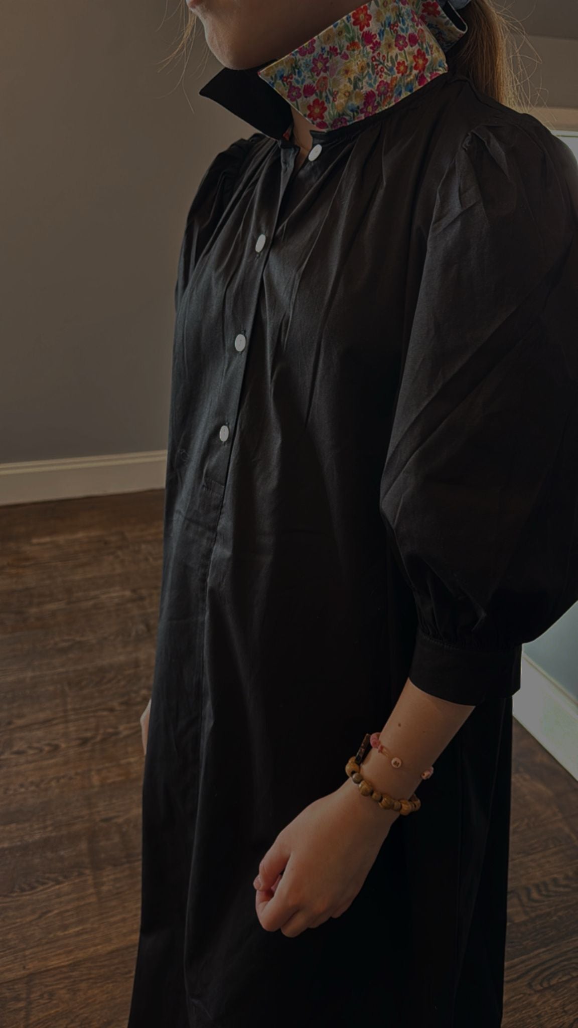 Black cotton maxi dress with floral collar Little Miss Black cotton maxi dress with floral collar Little Miss
