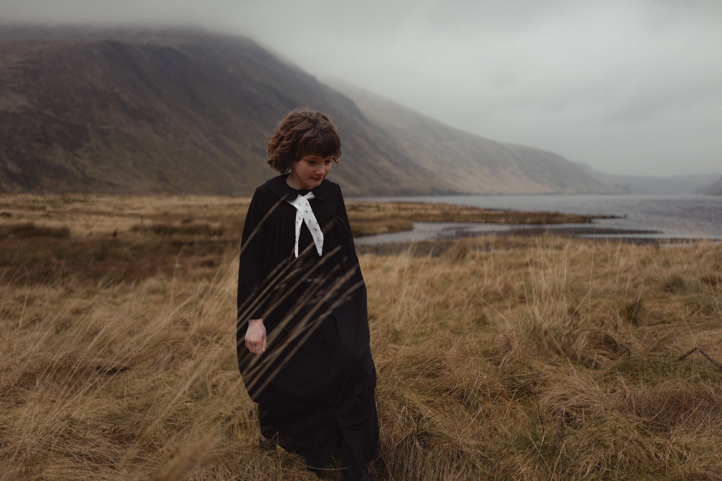 Maxi black dress with Kerchief