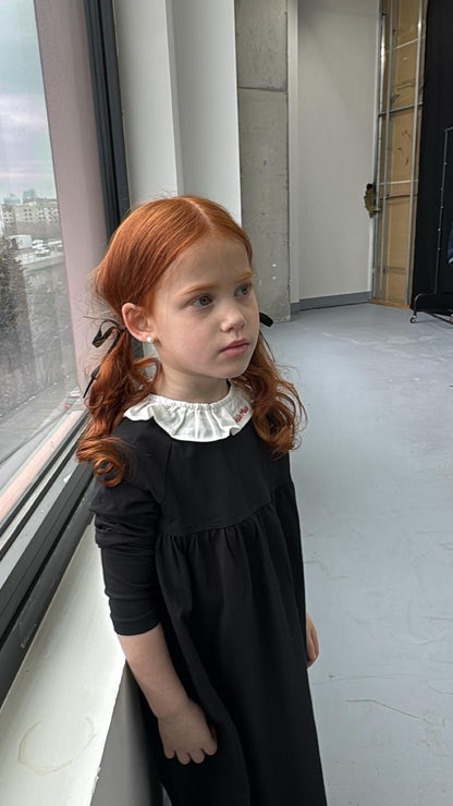 Black dress with white collar Little Miss Black dress with white collar Little Miss
